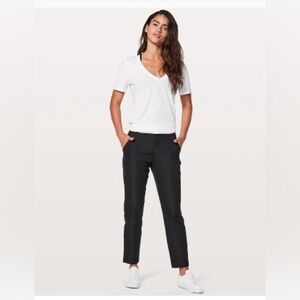 Lululemon City Trek 28” Pants Black Size 10 Good condition